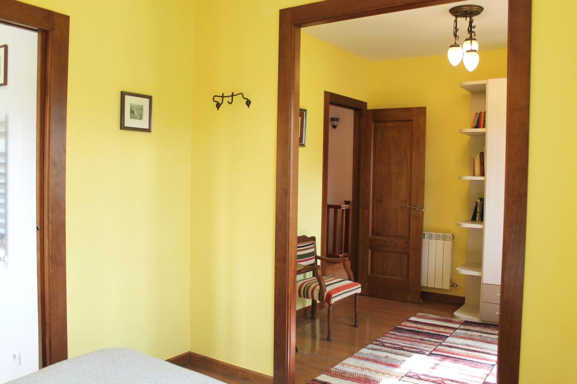 Casa De Aldea Monga 9 En Nava, Asturias Villa ภายนอก รูปภาพ