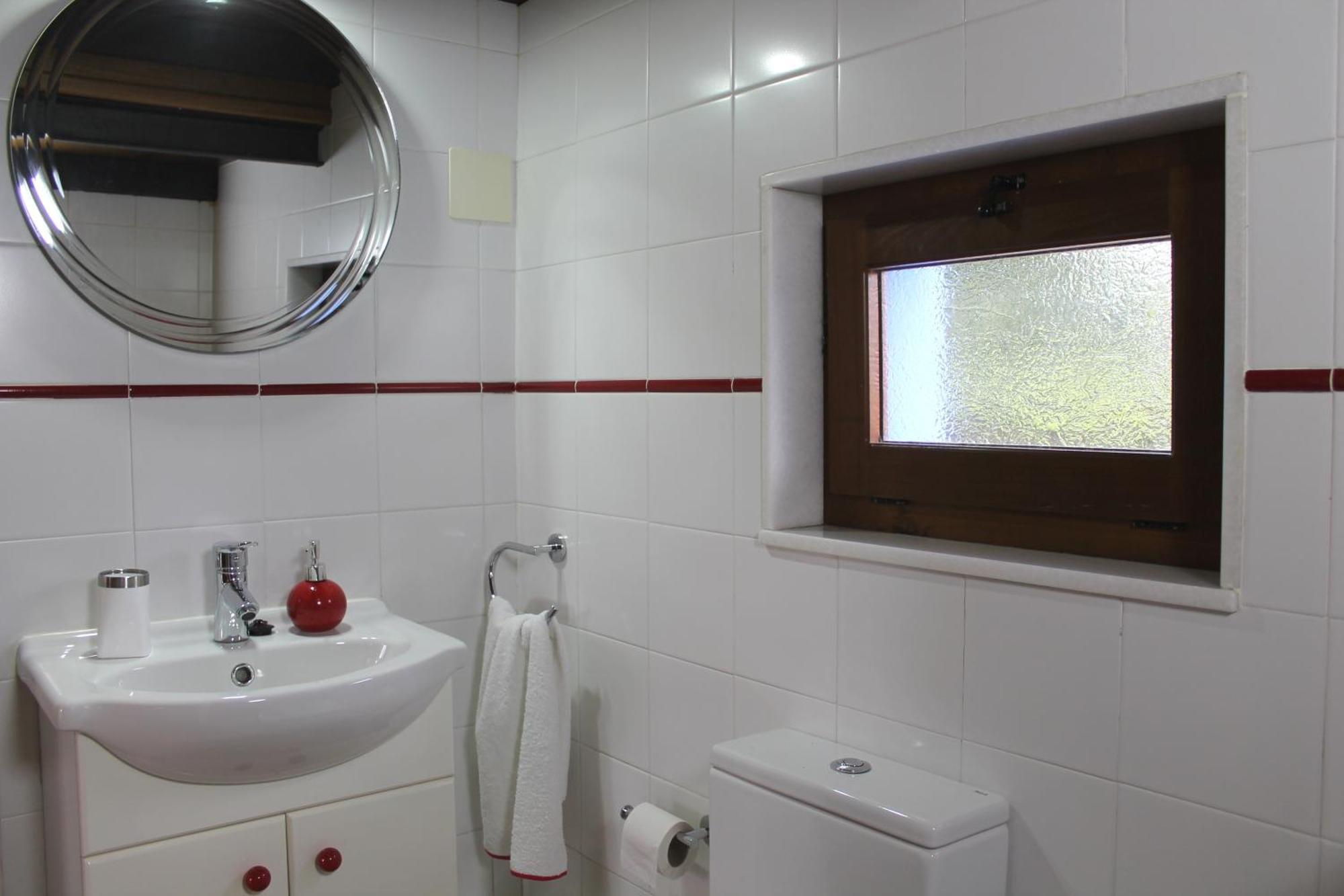 Casa De Aldea Monga 9 En Nava, Asturias Villa ภายนอก รูปภาพ